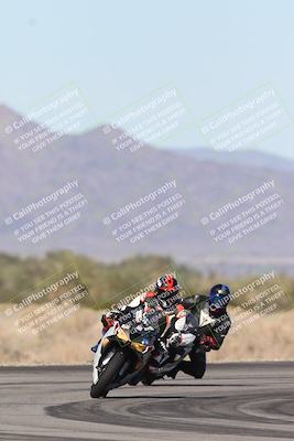 media/Dec-04-2025-Racers Edge (Thu) [[5ebc9f124d]]/3-B Group/2-Session 1 (Turn 4 Entry)/